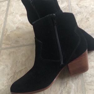 New Aldo ankle boots